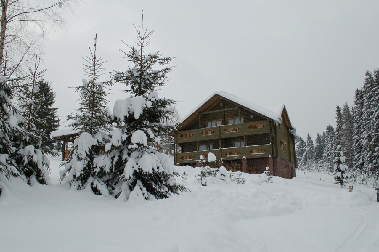 Gutsulwood Villa Yablunytsya Exterior foto